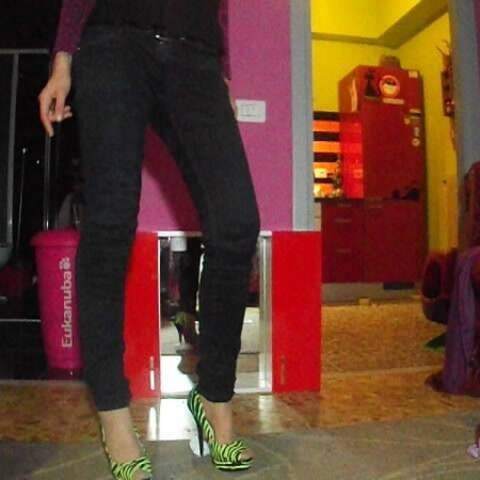 le mie scarpe stiletto zombie stile